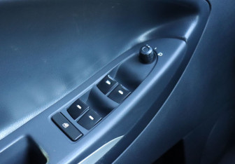 Подержанный автомобиль Geely Emgrand X7 2014 года (14 фото)