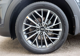 Подержанный автомобиль Hyundai Tucson 2020 года (9 фото)