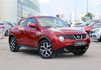 Подержанный автомобиль Nissan Juke 2011 года (3 фото)
