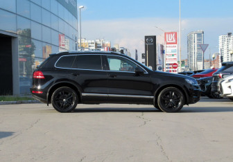 Подержанный автомобиль Volkswagen Touareg 2012 года (4 фото)