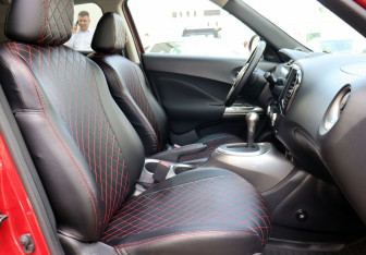 Подержанный автомобиль Nissan Juke 2011 года (12 фото)