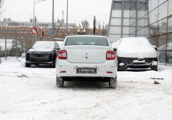 Подержанный автомобиль Renault Logan Sedan 2020 года (6 фото)