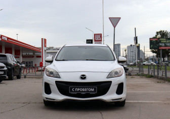 Подержанный автомобиль Mazda 3 Hatchback 2012 года (2 фото)
