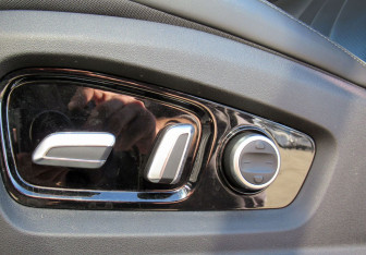 Подержанный автомобиль Jaecoo J7 2023 года (12 фото)