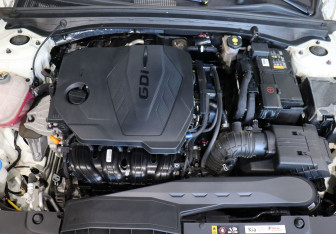 Подержанный автомобиль Kia K5 2022 года (24 фото)