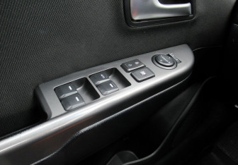 Подержанный автомобиль Kia Rio Sedan 2016 года (19 фото)