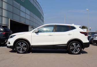 Подержанный автомобиль Nissan Qashqai 2019 года (8 фото)