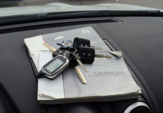 Подержанный автомобиль Nissan Qashqai 2012 года (19 фото)