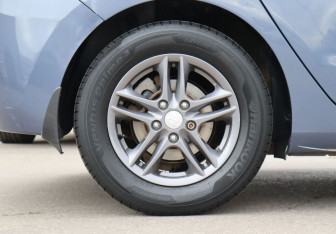 Подержанный автомобиль Hyundai i30 Hatchback 2012 года (9 фото)