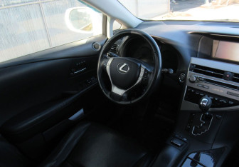 Подержанный автомобиль Lexus RX 2014 года (13 фото)