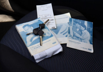 Подержанный автомобиль Ford Fusion 2007 года (17 фото)