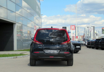 Подержанный автомобиль Kia Soul 2019 года (6 фото)
