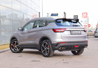 Подержанный автомобиль Geely Coolray 2024 года (7 фото)