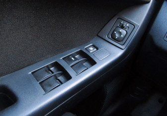 Подержанный автомобиль Mitsubishi Lancer Hatchback 2008 года (14 фото)