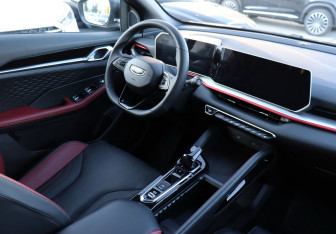 Подержанный автомобиль Geely Coolray 2024 года (12 фото)