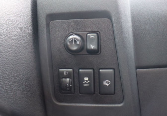 Подержанный автомобиль Nissan Qashqai 2012 года (12 фото)