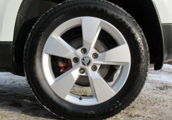 Подержанный автомобиль Skoda Yeti 2016 года (9 фото)