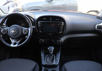 Подержанный автомобиль Kia Soul 2021 года (11 фото)