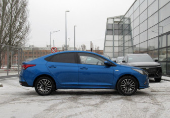 Подержанный автомобиль Hyundai Solaris Sedan 2020 года (4 фото)