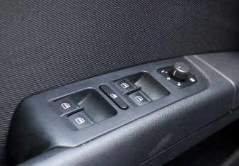 Подержанный автомобиль Skoda Superb Liftback 2012 года (11 фото)