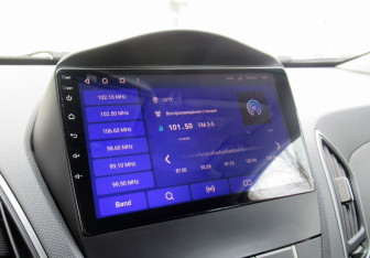 Подержанный автомобиль Hyundai ix35 2014 года (16 фото)