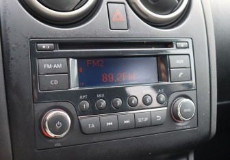 Подержанный автомобиль Nissan Qashqai 2012 года (13 фото)