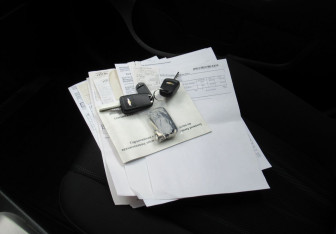 Подержанный автомобиль Chevrolet Aveo Sedan 2013 года (18 фото)