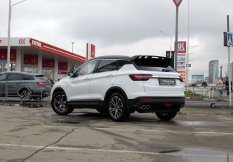 Подержанный автомобиль Geely Coolray 2020 года (7 фото)