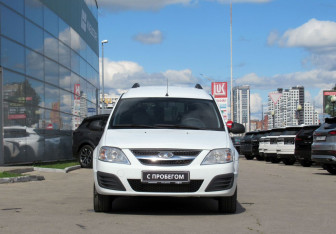 Подержанный автомобиль LADA (ВАЗ) Largus Wagon 2019 года (2 фото)