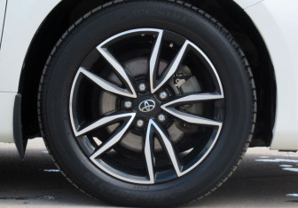 Подержанный автомобиль Toyota Camry Sedan 2017 года (9 фото)