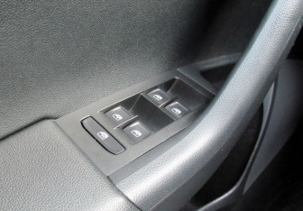 Подержанный автомобиль Skoda Octavia Liftback 2018 года (11 фото)