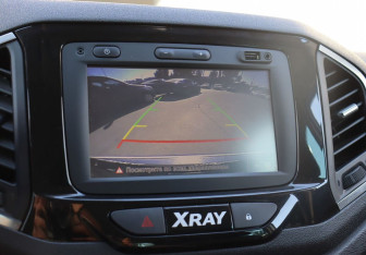 Подержанный автомобиль LADA (ВАЗ) XRAY 2016 года (19 фото)