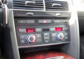 Подержанный автомобиль Audi A6 Sedan 2008 года (18 фото)