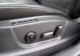 Подержанный автомобиль Skoda Octavia Liftback 2015 года (13 фото)