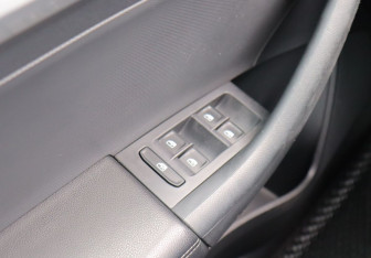 Подержанный автомобиль Skoda Rapid Liftback 2020 года (14 фото)