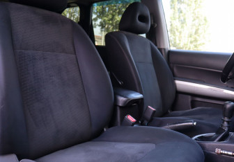 Подержанный автомобиль Nissan X-Trail 2012 года (10 фото)