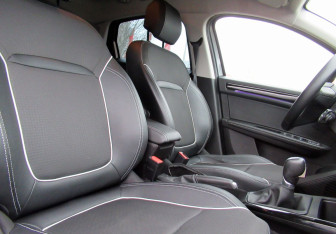 Подержанный автомобиль Renault Arkana 2019 года (10 фото)