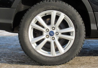 Подержанный автомобиль Ford Kuga 2018 года (9 фото)