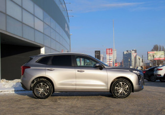 Подержанный автомобиль Haval Jolion 2023 года (4 фото)