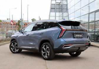 Подержанный автомобиль Geely Atlas 2024 года (7 фото)