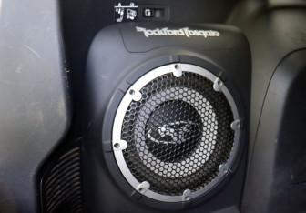 Подержанный автомобиль Mitsubishi Outlander 2008 года (24 фото)