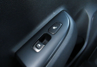 Подержанный автомобиль Kia Rio Hatchback 2018 года (20 фото)