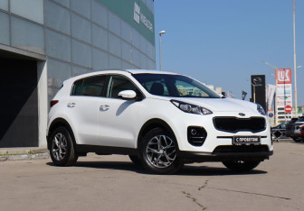 Подержанный автомобиль Kia Sportage 2018 года (3 фото)