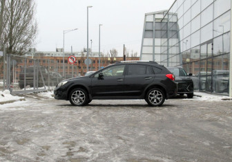 Подержанный автомобиль Subaru Impreza Hatchback 2013 года (8 фото)