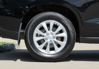 Подержанный автомобиль Haval M6 2023 года (9 фото)