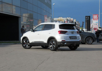 Подержанный автомобиль Chery Tiggo 4 Pro 2023 года (7 фото)