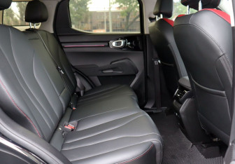 Подержанный автомобиль Haval H3 2024 года (11 фото)