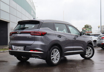 Подержанный автомобиль Chery Tiggo 7 Pro 2022 года (5 фото)