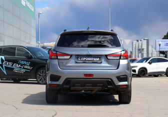 Подержанный автомобиль Mitsubishi ASX 2021 года (6 фото)