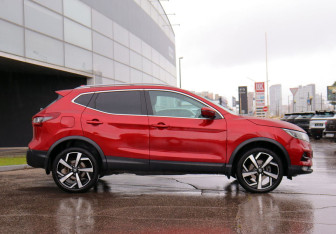 Подержанный автомобиль Nissan Qashqai 2020 года (4 фото)